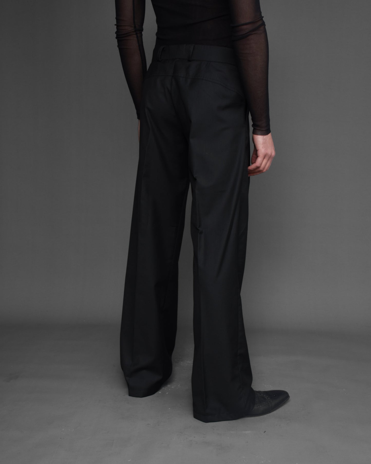 LOW WAISTED PANTS BLACK