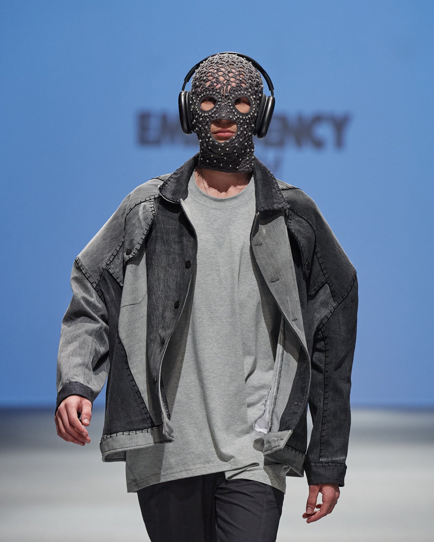 KNITTED FACEMASK GREY