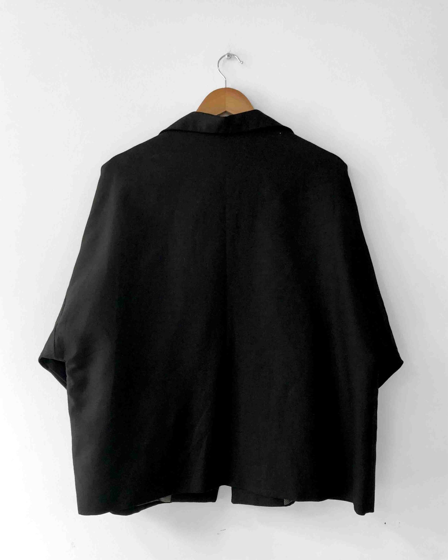 WIDE CUT JACKET BLACK LINEN