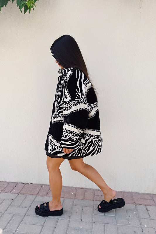 Short Habiba Coat (Zebra)