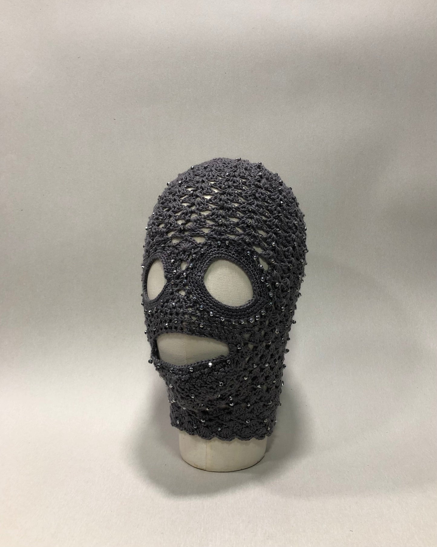 KNITTED FACEMASK GREY